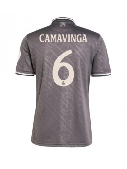 Billige Real Madrid Eduardo Camavinga #6 Tredjedrakt 2024-25 Kortermet